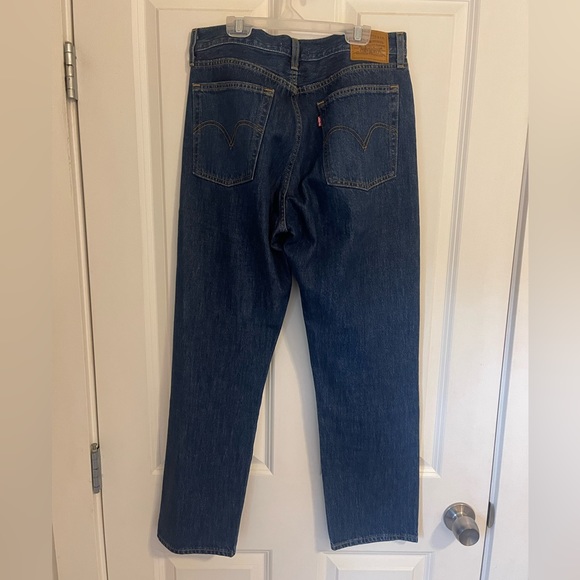 Levi’s Wedgie Jean Dark Wash size 29 - Picture 5 of 5